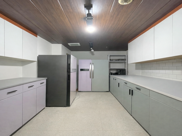 Fully-Furnished 2 Bedroom Unit for Sale in Bellagio, Taguig City - BGC