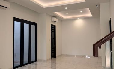 Limited Unit Matera Signature Size 9x16 2 Lantai