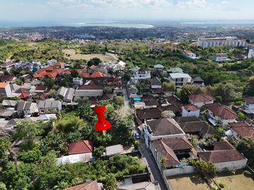Tanah Ungasan 2 Menit Jalan Kaki Ke Fitness Plus dan Nirmala Supermarket