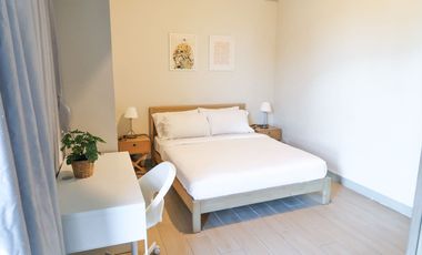 For Sale! 2 bedroom condo in Uptown Parksuites Tower 2 BGC clean title