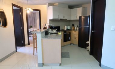 For Sale! 2 bedroom condo in Uptown Parksuites Tower 2 BGC clean title