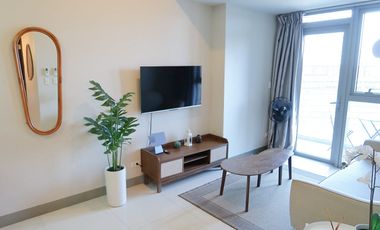 For Sale! 2 bedroom condo in Uptown Parksuites Tower 2 BGC clean title