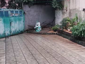RUMAH DAN LAPANGAN BULU TANGKIS DIJUAL CEPAT HARGA TERBAIK DI MANGGA BESAR