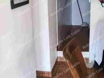 Vendo apto 1er. piso con local en manrique oriental