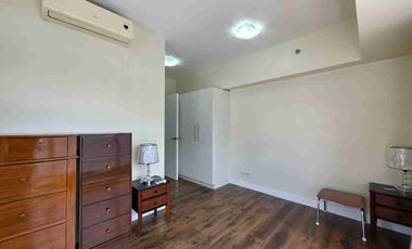 Condo for rent in Cebu Business Park, Sedona Parc with wrap around balcony
