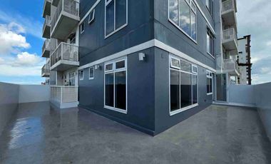 Condo for rent in Cebu Business Park, Sedona Parc with wrap around balcony