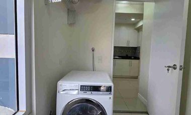 Condo for rent in Cebu Business Park, Sedona Parc with wrap around balcony