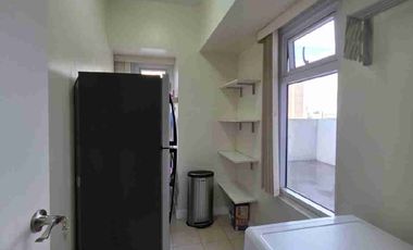 Condo for rent in Cebu Business Park, Sedona Parc with wrap around balcony