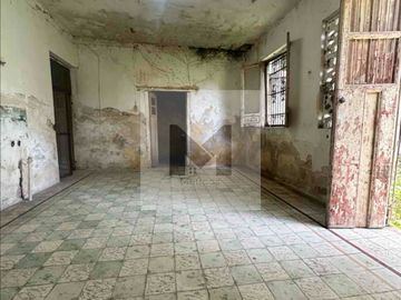 Casa en venta para remodelar en el Barrio de Santa Ana