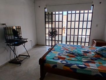 CASA BIFAMILIAR VALLE DEL LILI