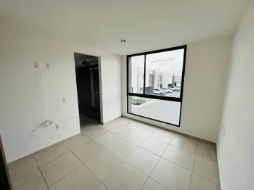 Casa en venta en San Mateo Otzacatipan, Toluca, 3 habitaciones