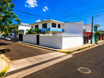 Casa en venta en Jose Lopez Portillo, Boca del Río, 3 habitaciones