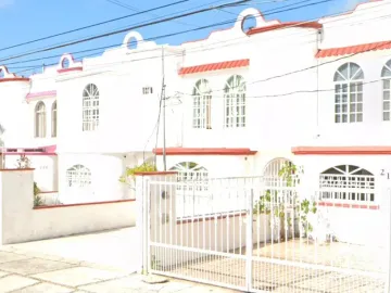 Casa en venta en Cancún Centro, Benito Juárez, 3 habitaciones