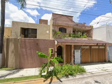 Casa en venta en Los Laureles, Zamora, 3 habitaciones