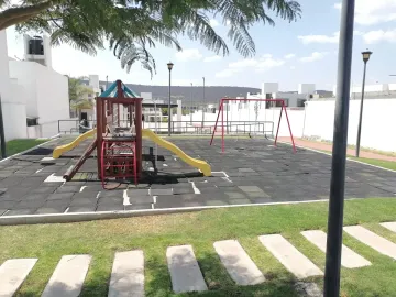 Casa en venta en Santiago, Querétaro, 3 habitaciones