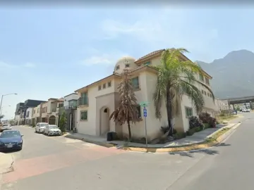 Casa en venta en Cumbres Elite, Monterrey, 4 habitaciones