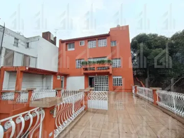 Casa en venta en San Jeronimo Lidice, La Magdalena Contreras, 9 habitaciones