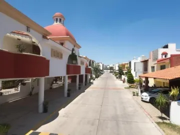 Casa en venta en Milenio III, Querétaro, 3 habitaciones