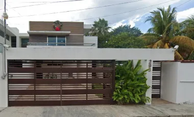 Casa en venta en Montes de Ame, Mérida, 3 habitaciones