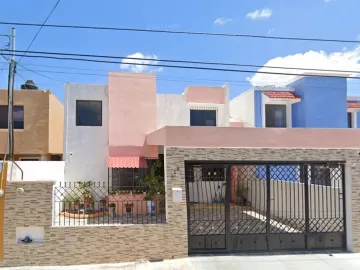 Casa en venta en Chuburna de Hidalgo, Mérida, 3 habitaciones