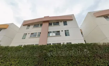 Casa en venta en Rinconada de los Olivos, San Luis Potosí, 3 habitaciones