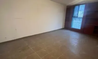 Casa en venta en Rinconada de los Olivos, San Luis Potosí, 3 habitaciones