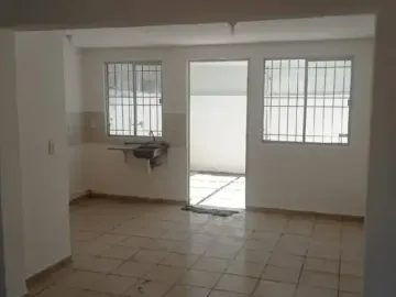 Casa en venta en Paseos de San Miguel, Querétaro, 2 habitaciones