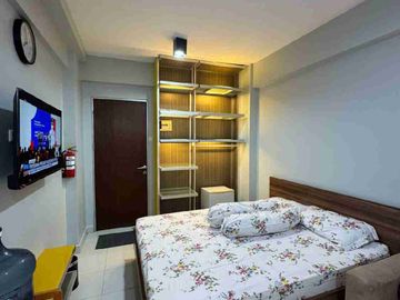 Sewa Apartement Gunawangsa Manyar Full Furnished. Corner. Dekat Rs. Dr Soetomo, Sekolah Petra, Lokasi Tengah Kota.