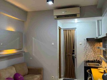 Sewa Apartement Gunawangsa Manyar Full Furnished. Corner. Dekat Rs. Dr Soetomo, Sekolah Petra, Lokasi Tengah Kota.