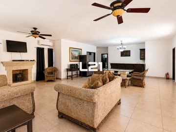 HACIENDA LA HERRADURA - CAMPESTRE EN VENTA.