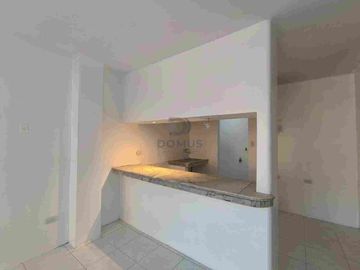 DEPARTAMENTO EN PRIMER PISO