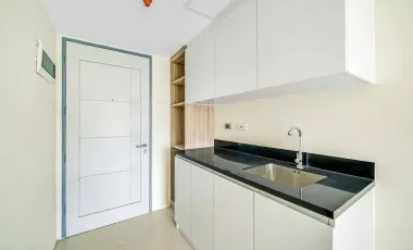 Studio Condo for Sale at J Tower Residences | Mandaue City, Cebu