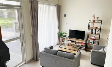 Rumah Masih Baru Minimalis Modern Siap Huni di Grand Sharon Residence