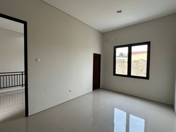 Rumah Permata Safira Wiyung