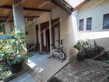 Dijual Rumah asri semi furnished di kawasan gegerkalong