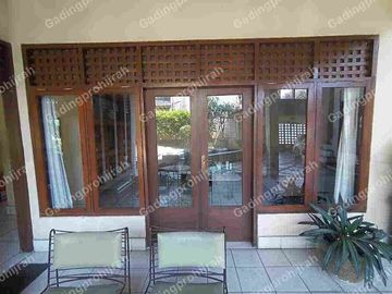 Dijual Rumah asri semi furnished di kawasan gegerkalong