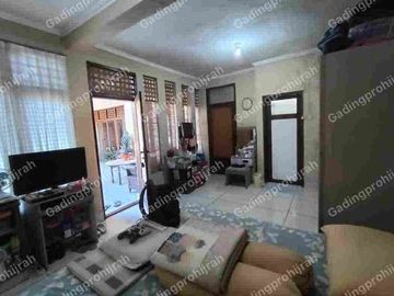 Dijual Rumah asri semi furnished di kawasan gegerkalong