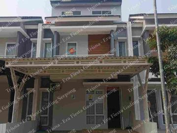 Dijual Rumah 3 lantai sudah renovasi dan siap huni
