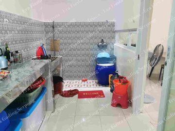 Dijual Rumah 3 lantai sudah renovasi dan siap huni
