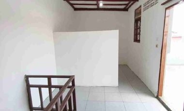 Dijual rumah 3 lantai di perumahan Margahayu jaya bekasi