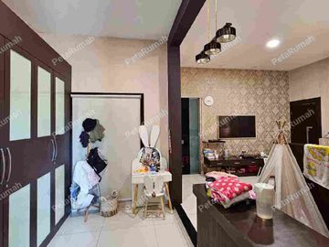 Cemara Asri Villa Hook Lebar 17 Meter Mewah