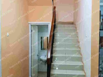 Dijual Cepat Rumah 2 Lantai Semi Furnish