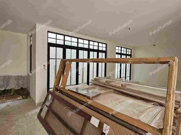 Jewel Garden Villa Siap Huni Lebar 10 Meter