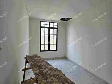 Jewel Garden Villa Siap Huni Lebar 10 Meter