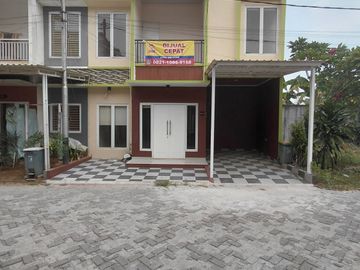 Jual Cepat Rumah 2 lantai baru renov. bathtube, Redland 1 B03,  parigi, bintaro, jalan 2 mobil. lingkungan tenang, aman (tidak berisik )