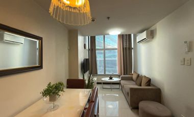 Deluxe 1 Bedroom Unit for Sale in One Central, Salcedo Village, Makati City