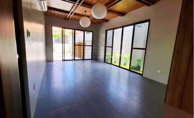 Luxury House and Lot for Sale in Angeles City, Pampanga