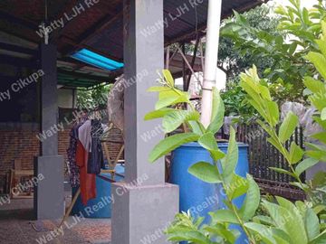 Rumah Luas Dan Asri Siap Ditempati