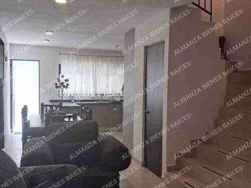 Casa amueblada en renta en Mision Montejo Santiago de Querétaro