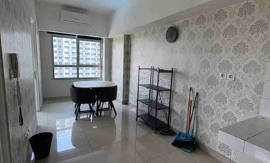 disewakan 2br  di apartemen the Springlake view summarecon bekasi